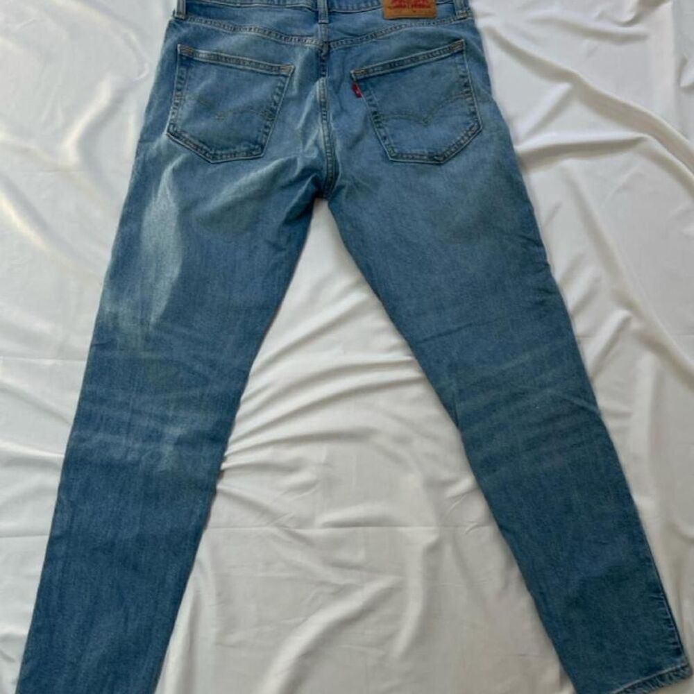 Levi-s Men's Blue Jeans - Picture 2 of 5